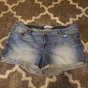 Torrid mid rise jean shorts